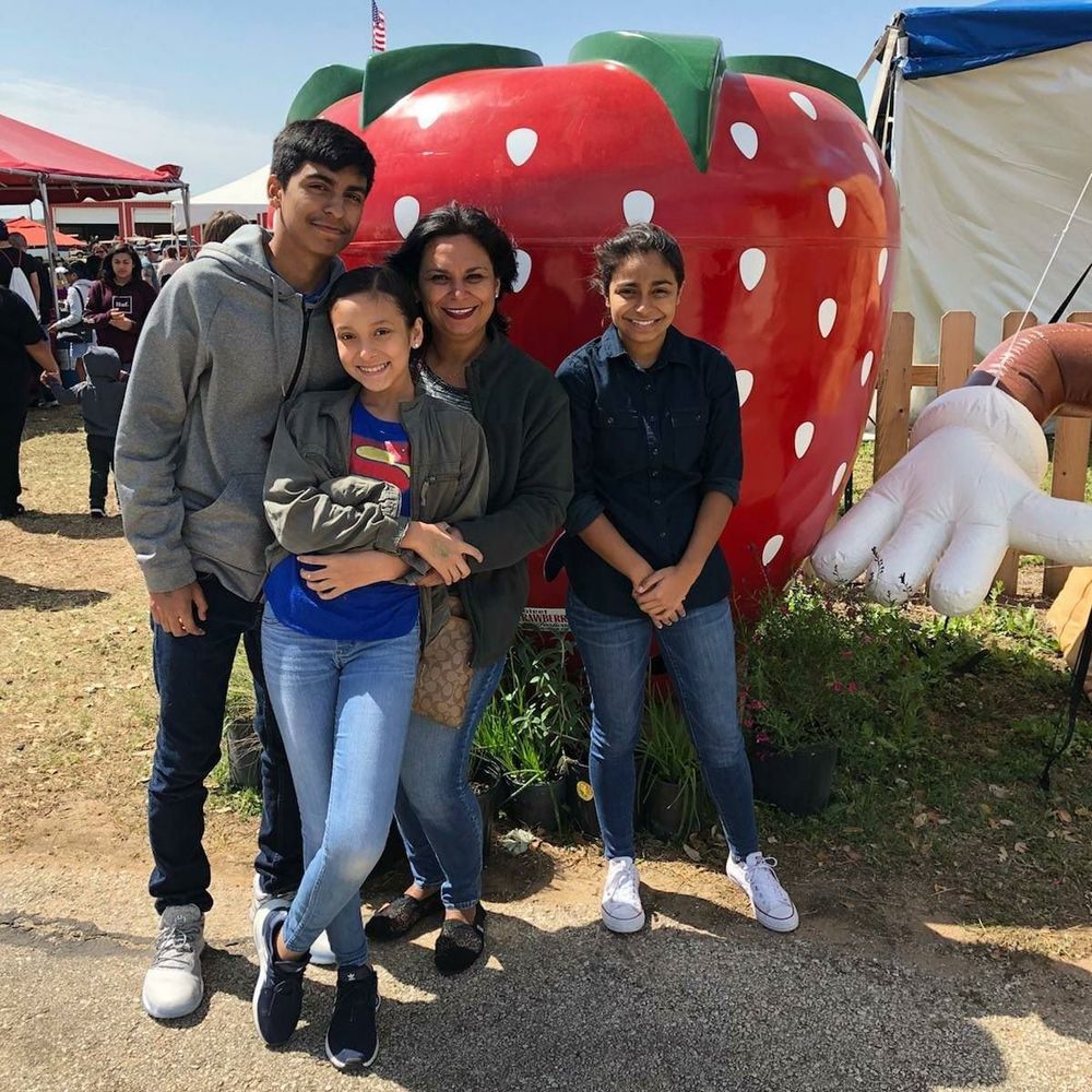 Meet your Posher, Dora